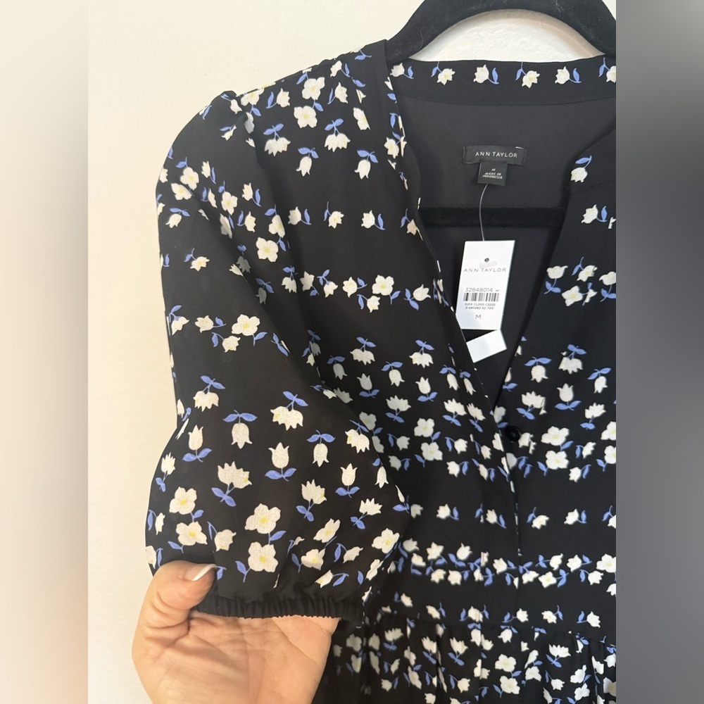 NWT Ann Taylor Navy Floral Chain Tiered Maxi Shirtdress Size Medium M 8 10 - Picture 6 of 9